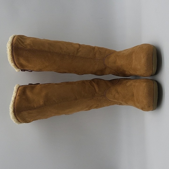 840- Wanted Women's Boots Size 7 - Picture 3 of 9